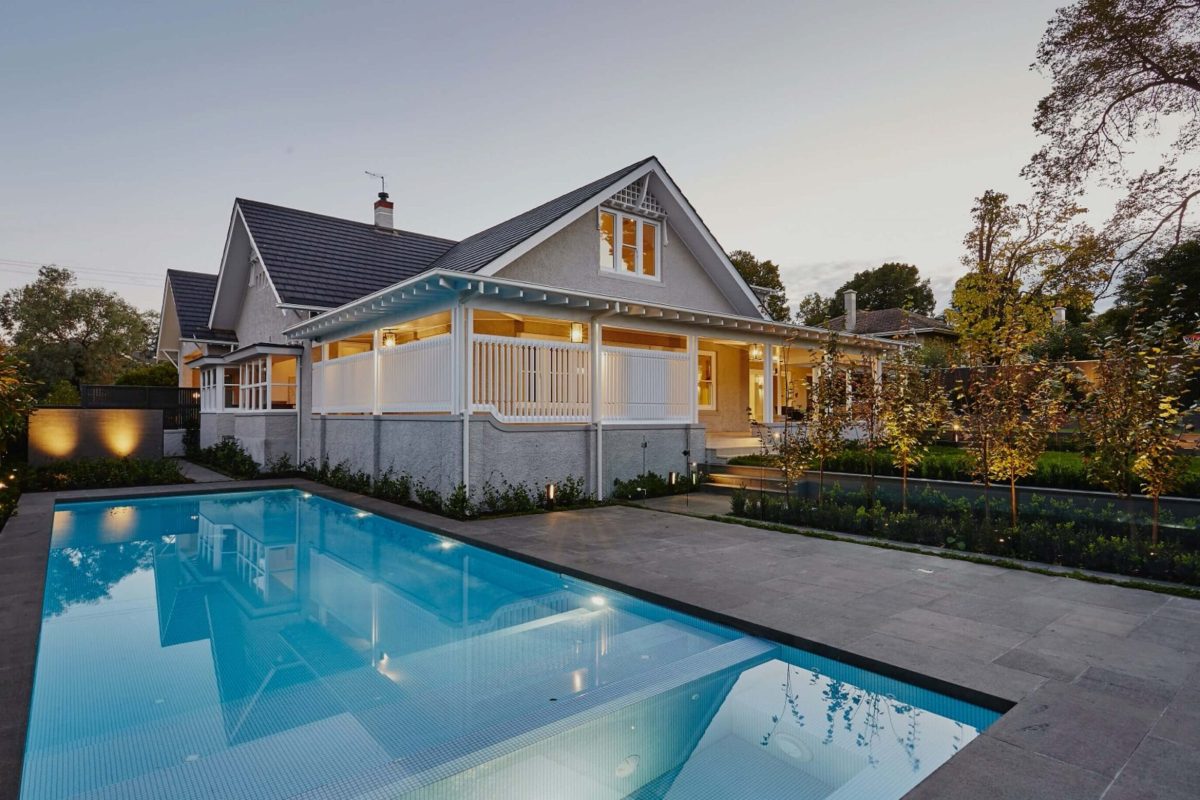 BacchusConstructions-Group 33@2x